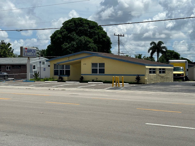 6740 Taft St, Hollywood, FL for lease - Building Photo - Image 1 of 18