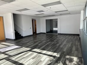 26475 Summit Cir, Santa Clarita, CA à louer Photo intérieure- Image 2 de 13