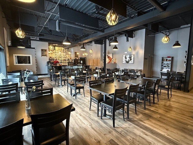 8 Asa st, Kemptville, ON à vendre - Photo du bâtiment - Image 3 de 11