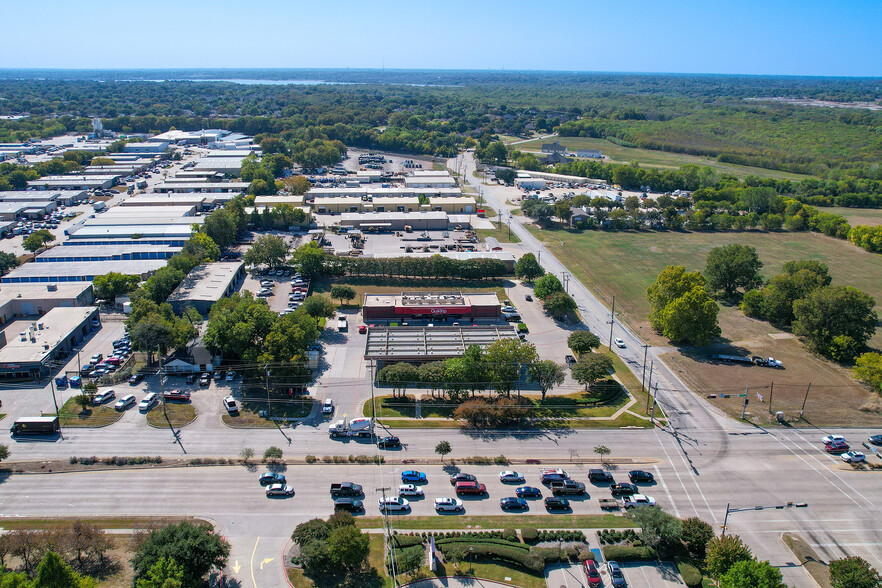 1900 Lakeview Pky, Rowlett, TX for sale - Building Photo - Image 3 of 4