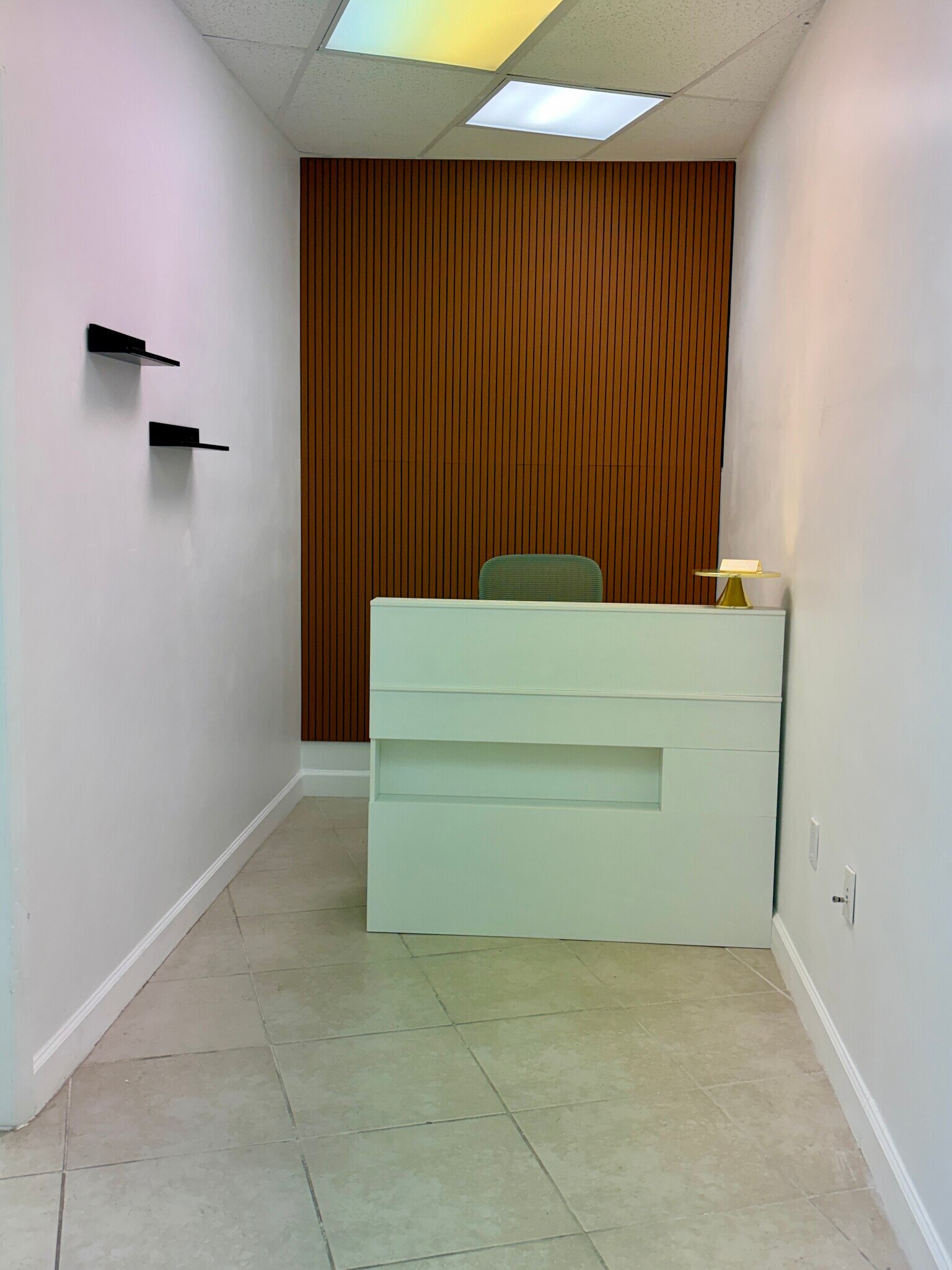 18319-18321 W Dixie Hwy, North Miami Beach, FL à louer Photo principale- Image 1 de 6