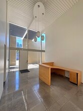 320 E Bixby Rd, Long Beach, CA for lease Interior Photo- Image 1 of 5