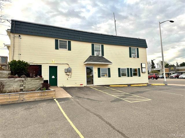1104 W Washington St, Marquette, MI for sale Building Photo- Image 1 of 12