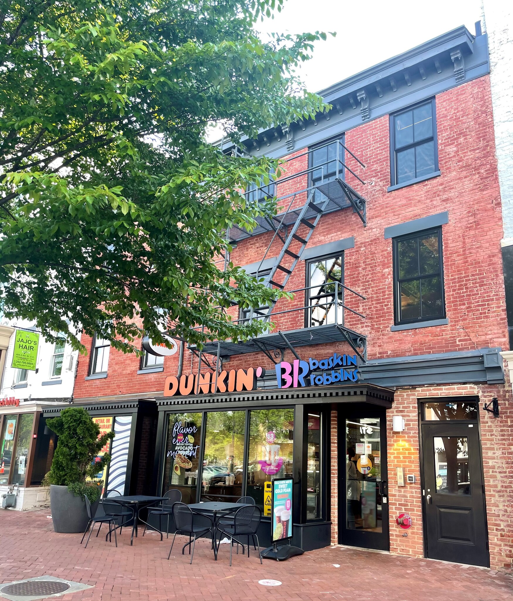 406 8th St SE, Washington, DC for lease Building Photo- Image 1 of 8