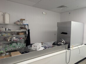 4060-4086 Covington Hwy, Decatur, GA for lease Interior Photo- Image 2 of 4