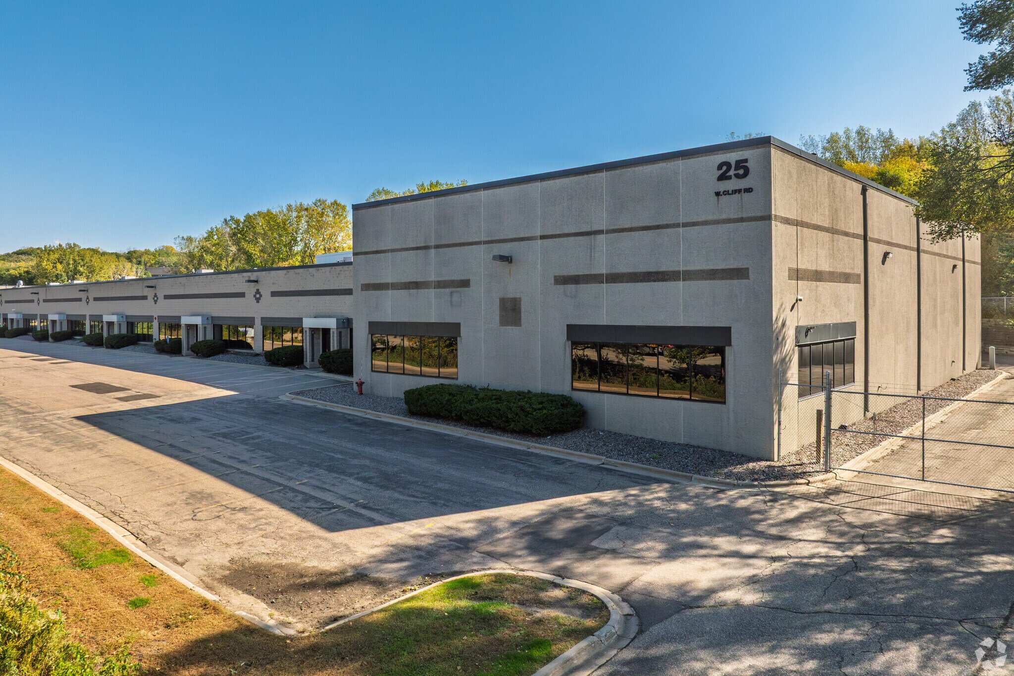 25 Cliff Rd W, Burnsville, MN for sale Building Photo- Image 1 of 8