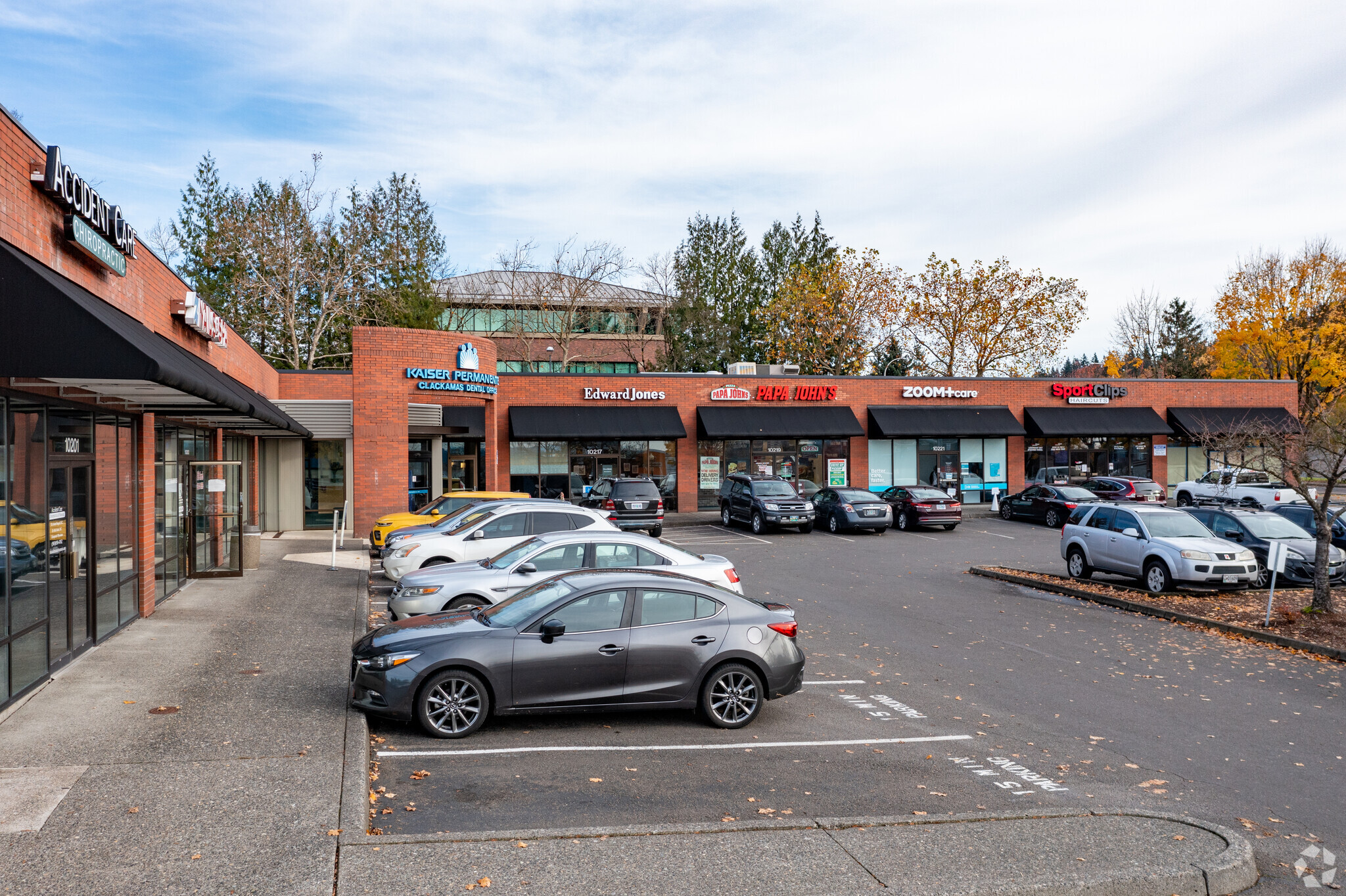 10201-10225 SE Sunnyside Rd, Clackamas, OR for sale Primary Photo- Image 1 of 1