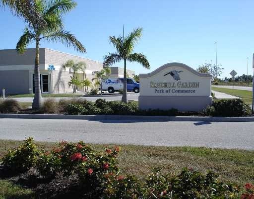 24610 Sandhill Blvd, Punta Gorda, FL for lease - Building Photo - Image 1 of 12