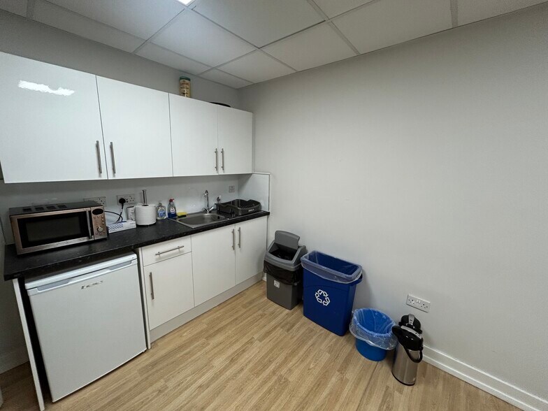 46 Castle St, Aberdeen à louer - Photo du bâtiment - Image 3 de 3