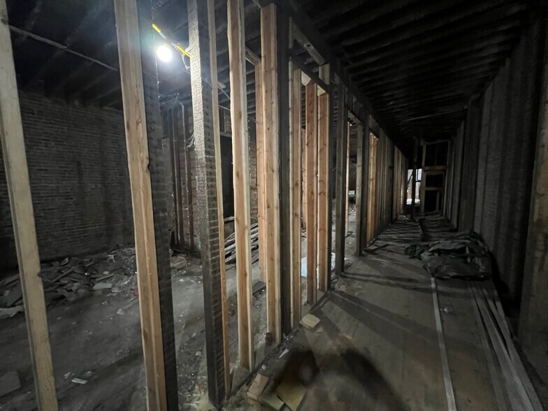 27 Bank St, New London, CT à louer - Photo intérieure - Image 3 de 9