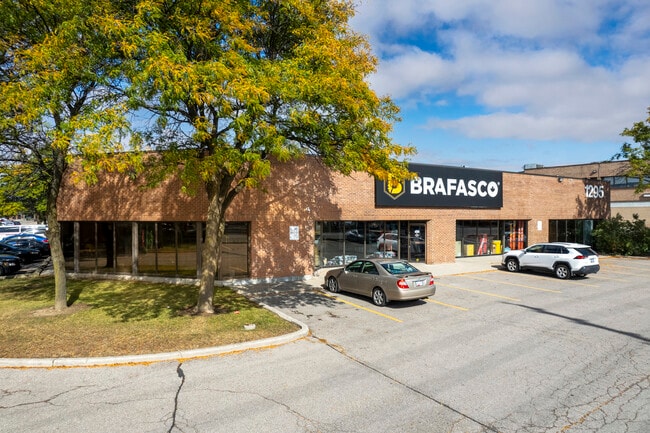 More details for 1295 Eglinton Ave, Mississauga, ON - Industrial for Lease