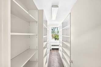 155 W Merrick Rd, Freeport, NY for lease Interior Photo- Image 2 of 4