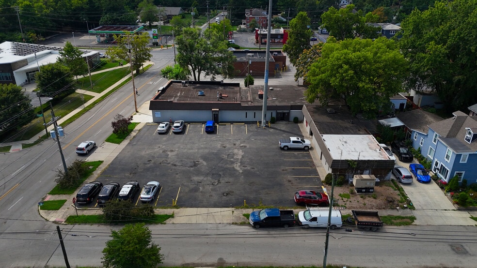 853 N Nelson Rd, Columbus, OH for sale - Building Photo - Image 2 of 31