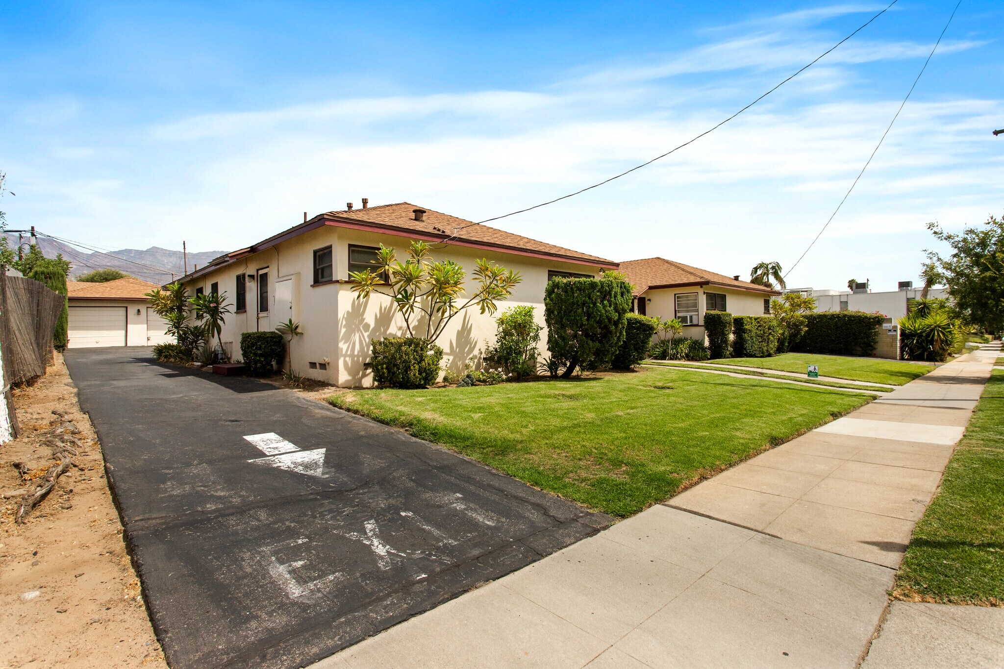 2553 Nina St, Pasadena, CA for sale Primary Photo- Image 1 of 29