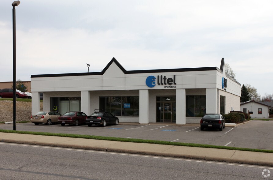 1020 N Lexington Springmill Rd, Mansfield, OH for lease - Primary Photo - Image 1 of 4
