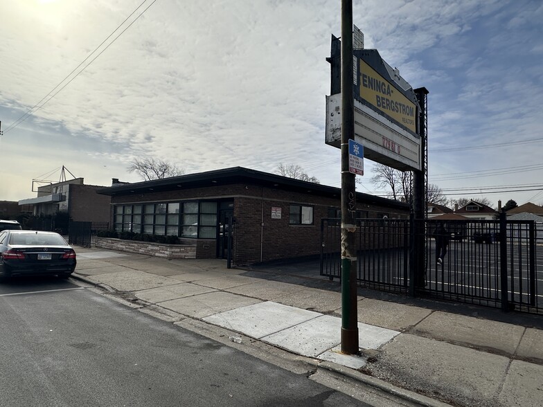 8544 S Ashland Ave, Chicago, IL for sale - Primary Photo - Image 1 of 11