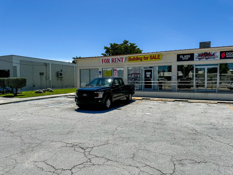 3216 Flagler Ave, Key West, FL à louer - Photo du bâtiment - Image 3 de 10