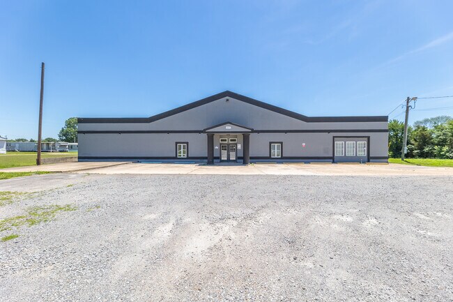 More details for 602 E Outer Rd, Poplar Bluff, MO - Industrial for Sale
