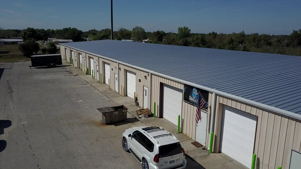 2360 Clark St, Apopka, FL à louer - Photo du bâtiment - Image 3 de 5