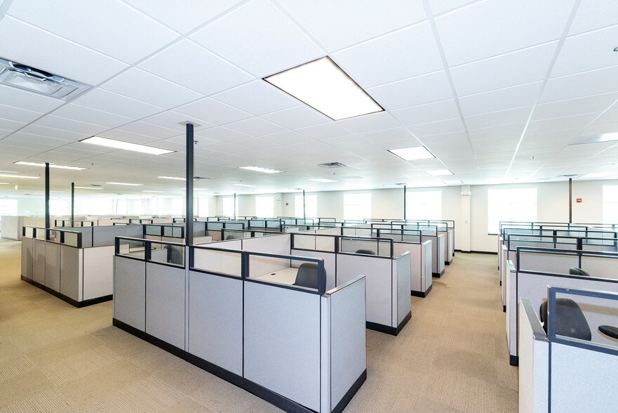 6010 Golding Center Dr, Winston-Salem, NC à louer - Photo intérieure - Image 2 de 9