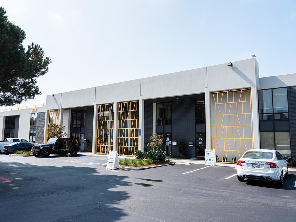 11568 Sorrento Valley Rd, San Diego, CA à louer Photo principale- Image 1 de 2