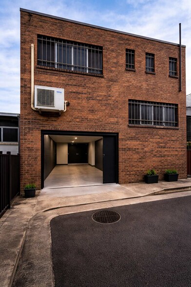 379 Parramatta Rd, Leichhardt à louer - Photo du bâtiment - Image 3 de 8