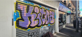 Plus de détails pour Multi-résidentiel à vendre