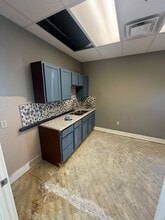 1144 E Paris Ave SE, Grand Rapids, MI à louer Photo intérieure- Image 1 de 4