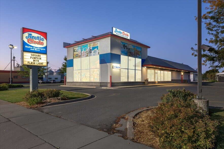 196 S State St, Preston, ID à vendre - Photo du bâtiment - Image 1 de 42