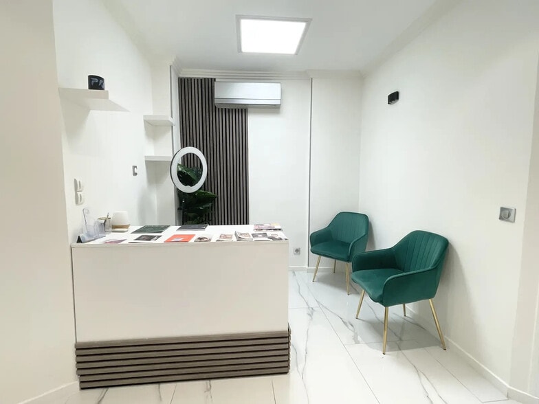 Office in Nice for sale - Interior Photo - Image 3 of 8