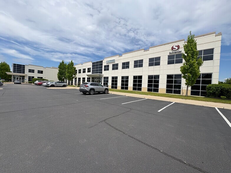 1330 Win Hentschel Blvd, West Lafayette, IN for lease - Building Photo - Image 1 of 30