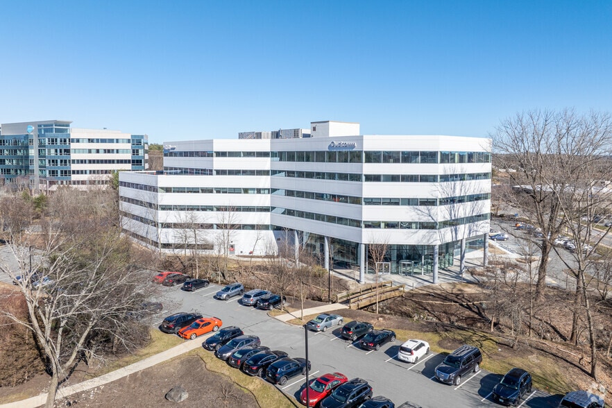 1 Wall St, Burlington, MA for lease - Primary Photo - Image 1 of 8