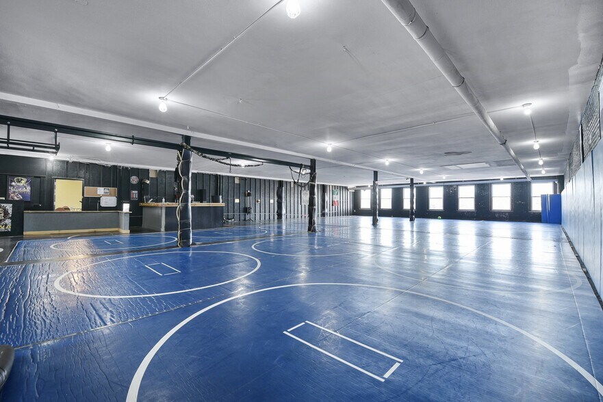 1908 State St, Granite City, IL à vendre - Photo intérieure - Image 3 de 8