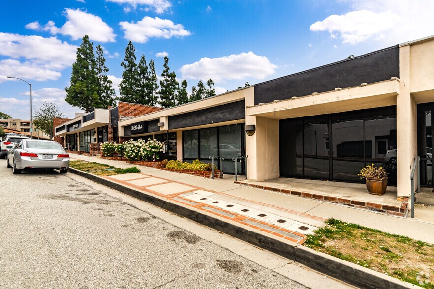 700-728 Deep Valley Dr, Rolling Hills Estates, CA à louer - Photo principale - Image 2 de 3