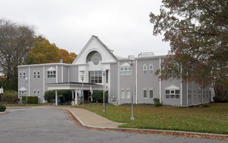 Plus de détails pour 215 Toll Gate Rd, Warwick, RI - Bureau à louer