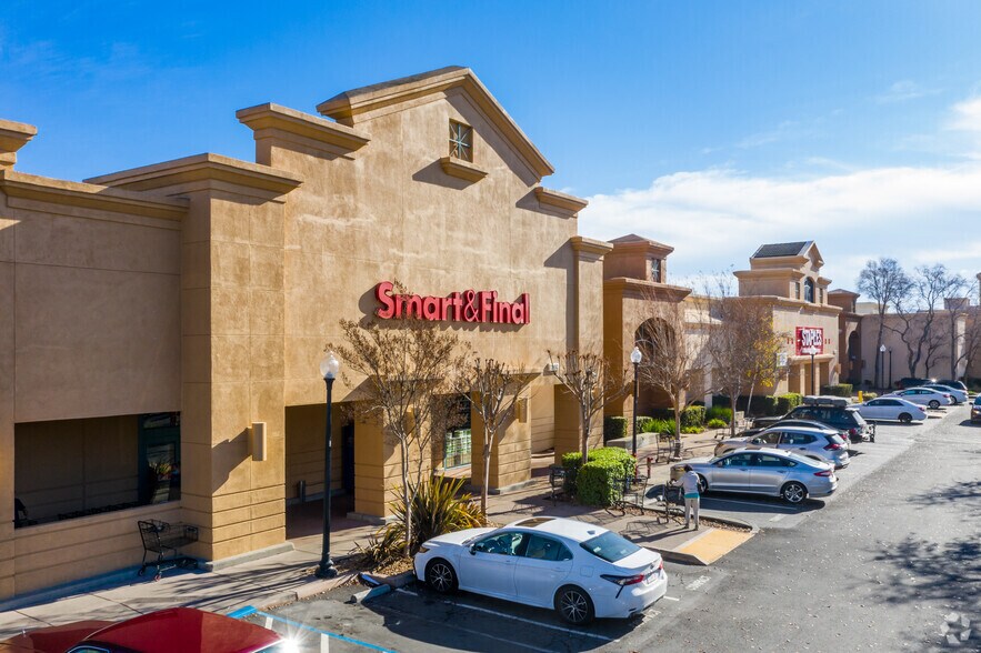 2100 Contra Costa Blvd, Pleasant Hill, CA à louer - Photo du bâtiment - Image 2 de 6