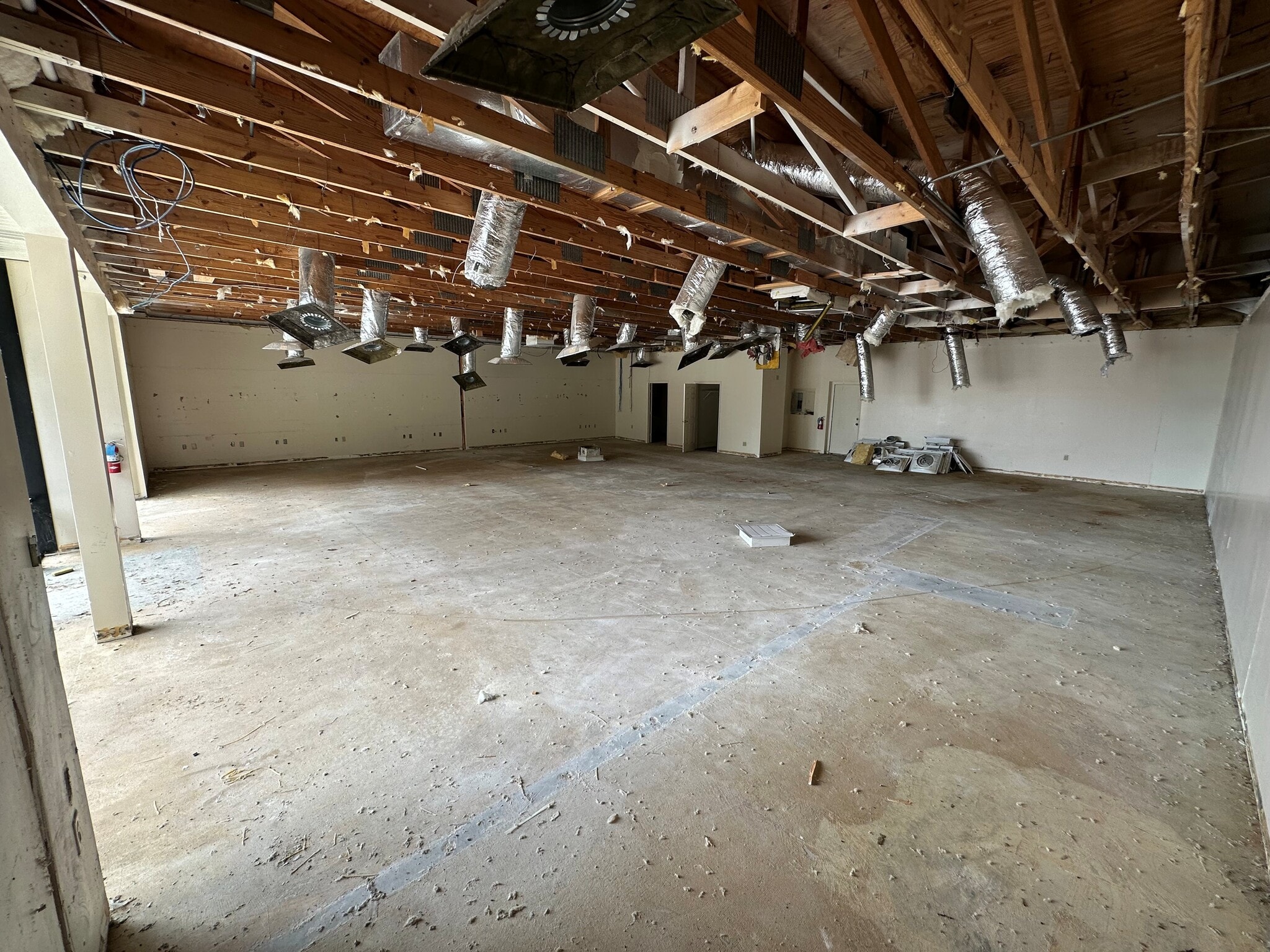 403 N Guadalupe St, San Marcos, TX for lease Interior Photo- Image 1 of 1