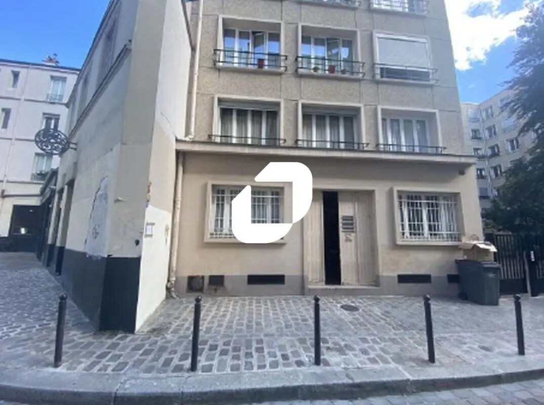 Office in Paris for sale Building Photo- Image 1 of 4