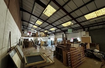 Alansway, Ottery St Mary for lease Interior Photo- Image 2 of 4