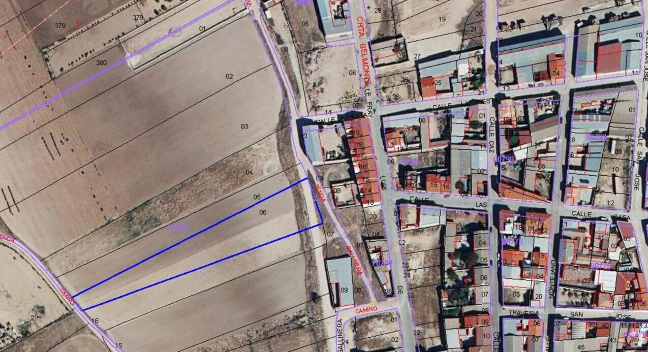 Land in Las Pedroñeras, Cuenca for sale Primary Photo- Image 1 of 2
