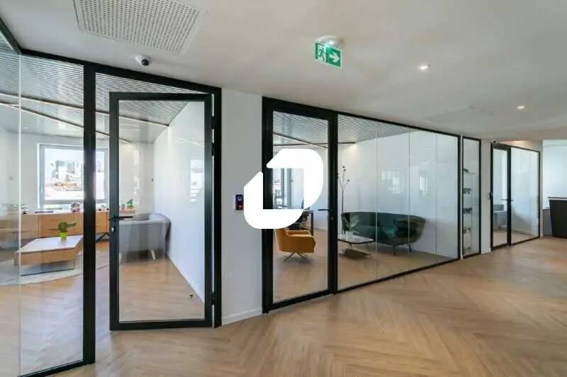 114-116 Rue De Verdun, Puteaux à louer - Photo du bâtiment - Image 2 de 17