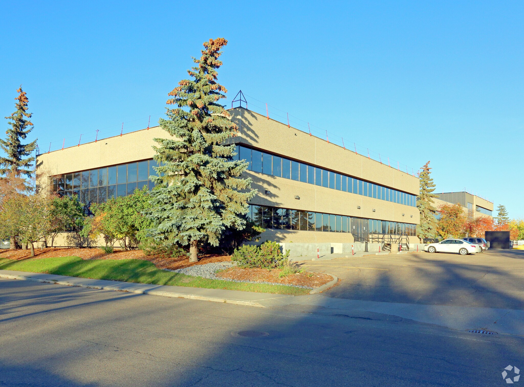 9405 50th St, Edmonton, AB à vendre Photo principale- Image 1 de 1