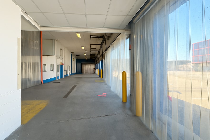 310-312 Northern Ave, Boston, MA for lease - Building Photo - Image 3 of 4