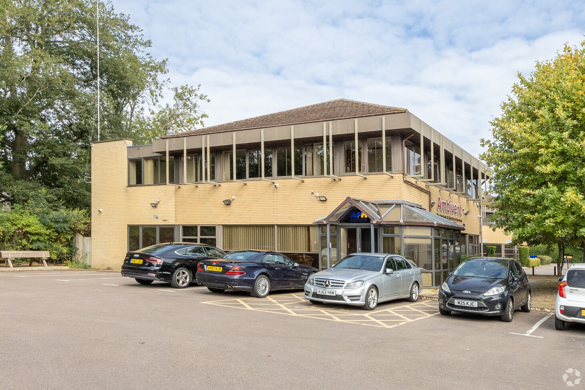 Anglia Way, Northampton for lease Building Photo- Image 1 of 3