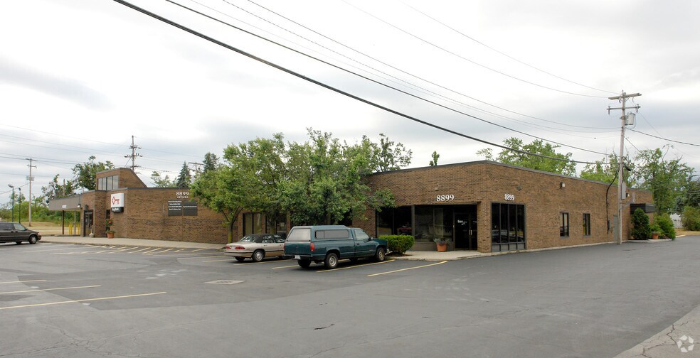 8899 Main St, Buffalo, NY à louer - Photo du bâtiment - Image 3 de 14