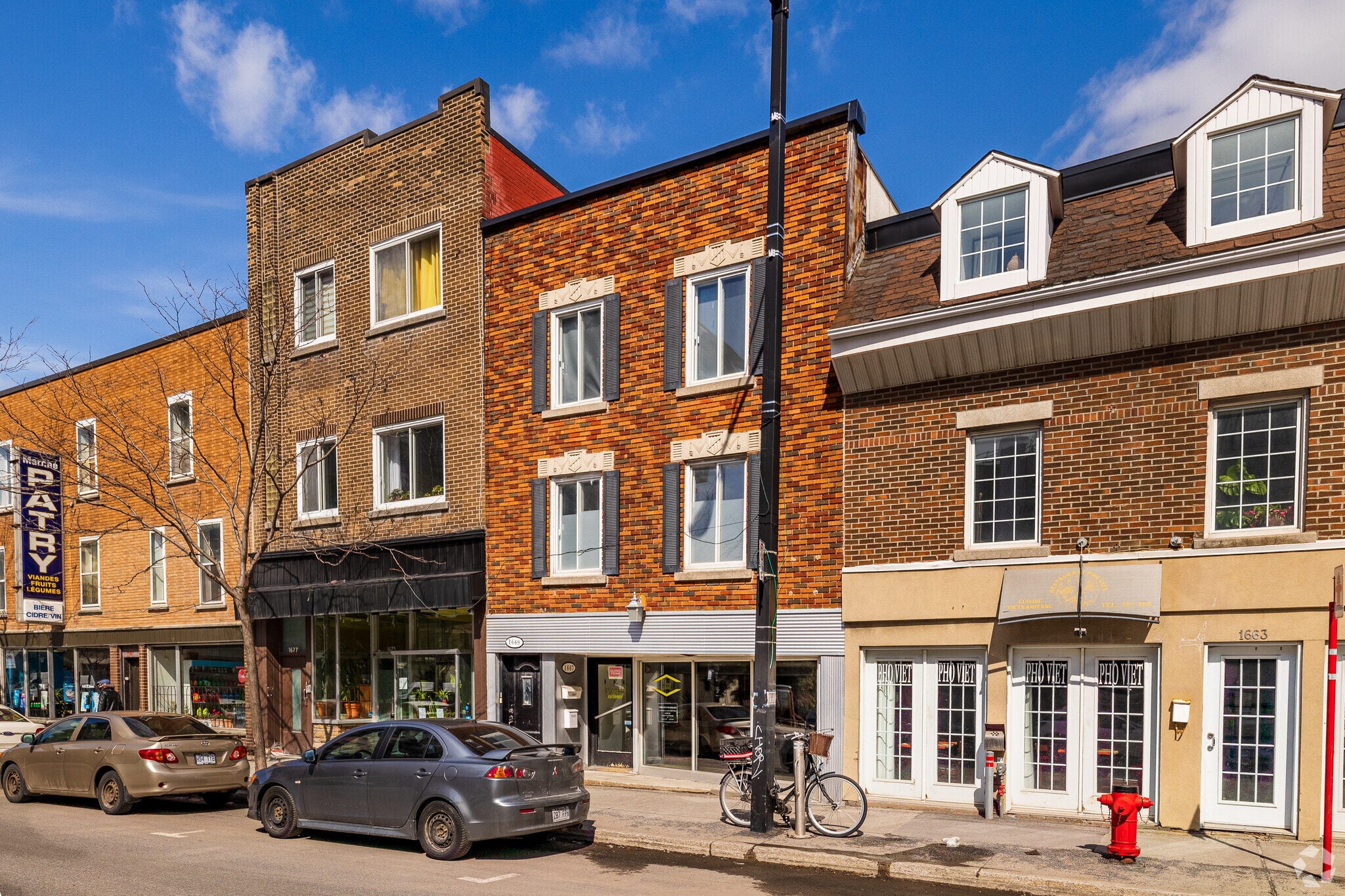 1667-1669 Rue Atateken, Montréal, QC for sale Primary Photo- Image 1 of 1