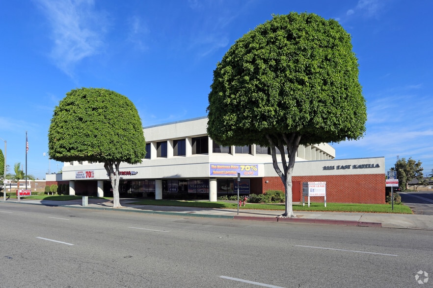 1111 E Katella Ave, Orange, CA for lease - Building Photo - Image 2 of 4