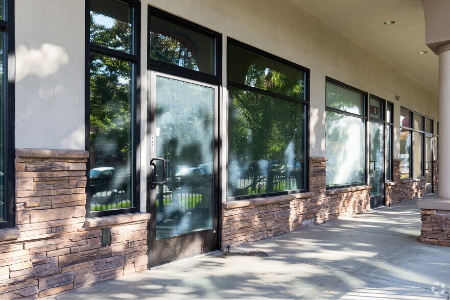 453-457 E 300 S, Salt Lake City, UT à louer - Photo du bâtiment - Image 3 de 4