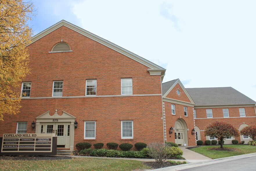 575 Copeland Mill Rd, Westerville, OH à louer - Photo du bâtiment - Image 3 de 11