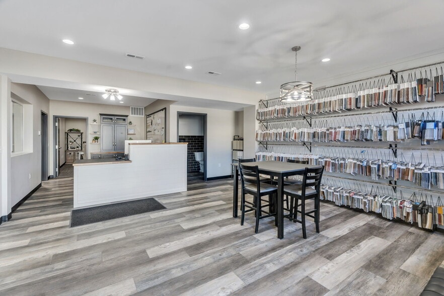 329 W Main St, American Fork, UT for lease - Interior Photo - Image 2 of 20